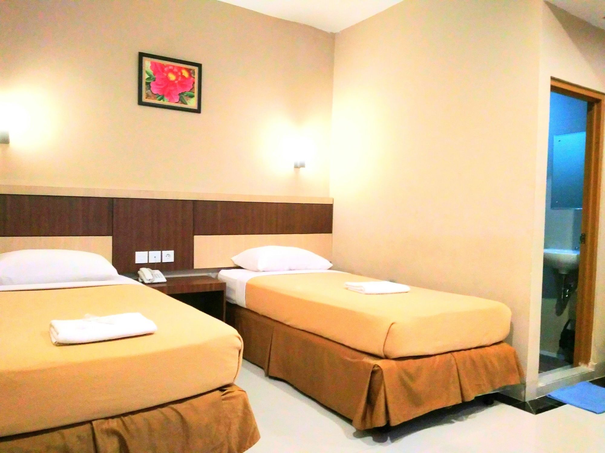 Hotel Parma Paus Pekanbaru Exterior foto